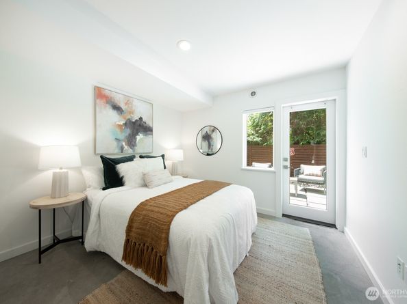 123 20th Avenue, Seattle WA 98122
