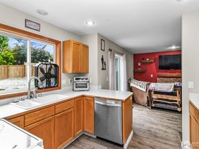 1026 Lake Crest Drive, Snohomish WA 98290