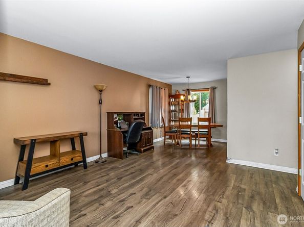 1026 Lake Crest Drive, Snohomish WA 98290