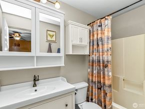 1026 Lake Crest Drive, Snohomish WA 98290