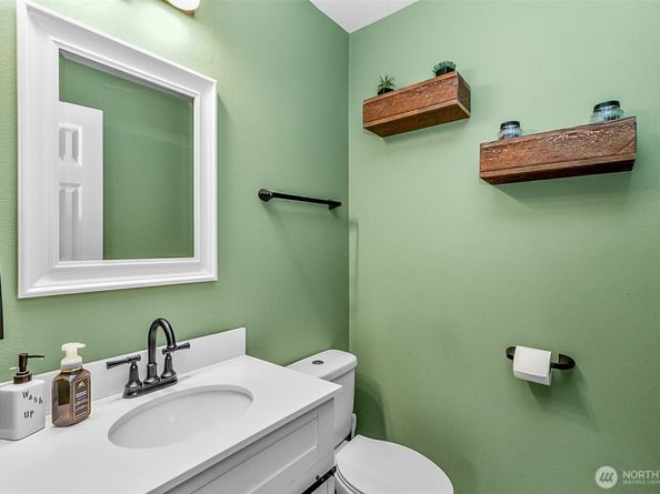 1026 Lake Crest Drive, Snohomish WA 98290