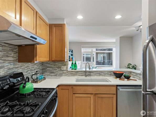 2801 1st Avenue 612, Seattle WA 98121