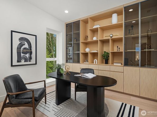 3973 162nd Place SE, Bellevue WA 98006