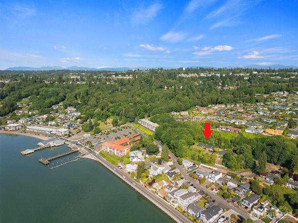 28434 5th Place S, Des Moines WA 98198
