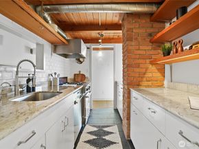 1811 4th Ave W, Seattle WA 98119