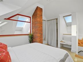 1811 4th Ave W, Seattle WA 98119