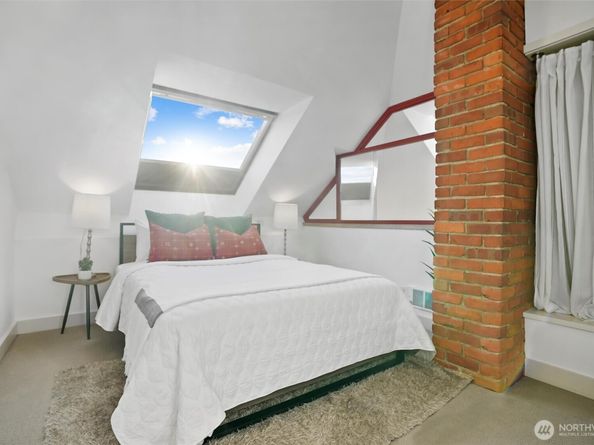 1811 4th Ave W, Seattle WA 98119