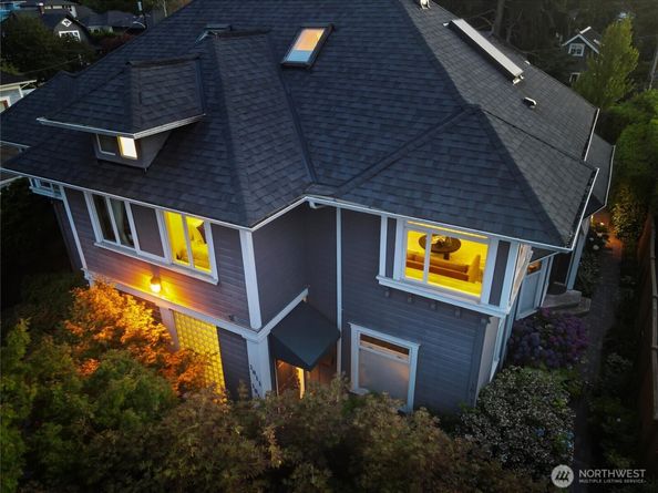 1811 4th Ave W, Seattle WA 98119