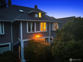 1811 4th Ave W, Seattle WA 98119