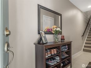 4261 213 Place SE 43, Issaquah WA 98029