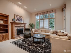 17239 NE 126th Place, Redmond WA 98052