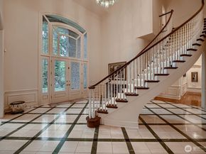 17239 NE 126th Place, Redmond WA 98052