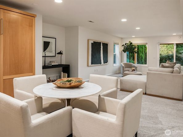 8533 NE Juanita Dr (Private Lane), Kirkland WA 98034