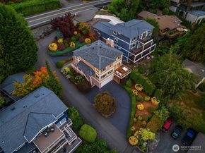 8533 NE Juanita Dr (Private Lane), Kirkland WA 98034