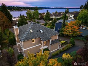 8533 NE Juanita Dr (Private Lane), Kirkland WA 98034