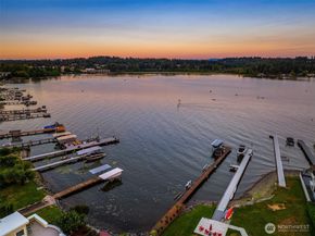 8533 NE Juanita Dr (Private Lane), Kirkland WA 98034