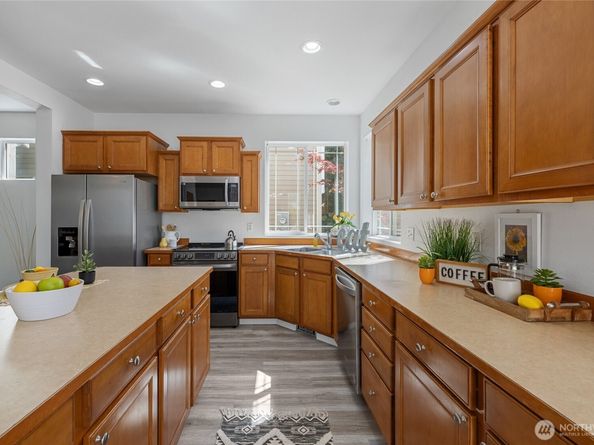 1285 Koda Circle SE, Port Orchard WA 98366