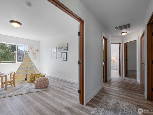 1285 Koda Circle SE, Port Orchard WA 98366