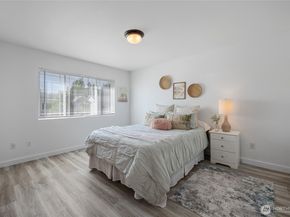 1285 Koda Circle SE, Port Orchard WA 98366