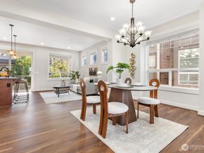 1362 Williamsburg Walk NE, Issaquah WA 98029