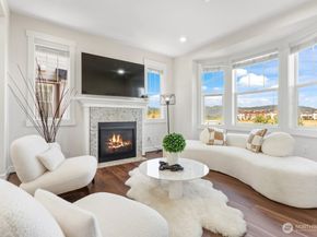 1362 Williamsburg Walk NE, Issaquah WA 98029