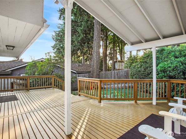 15068 NE 13th Street, Bellevue WA 98007