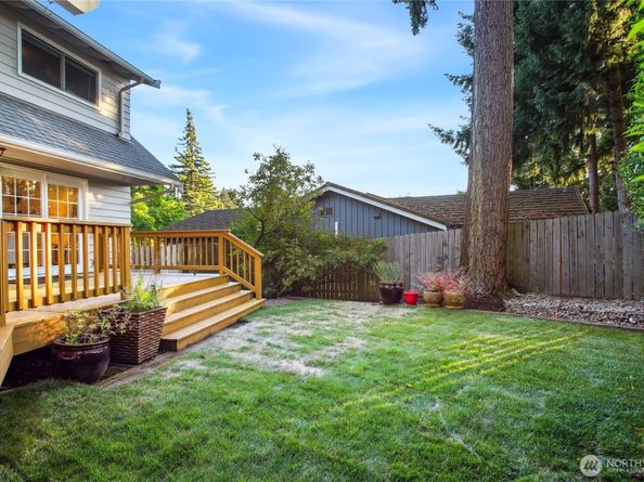 15068 NE 13th Street, Bellevue WA 98007