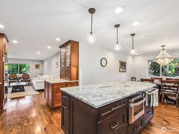 15068 NE 13th Street, Bellevue WA 98007