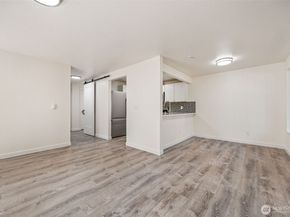 17509 118th Avenue SE C11, Renton WA 98058