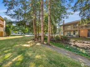 17509 118th Avenue SE C11, Renton WA 98058