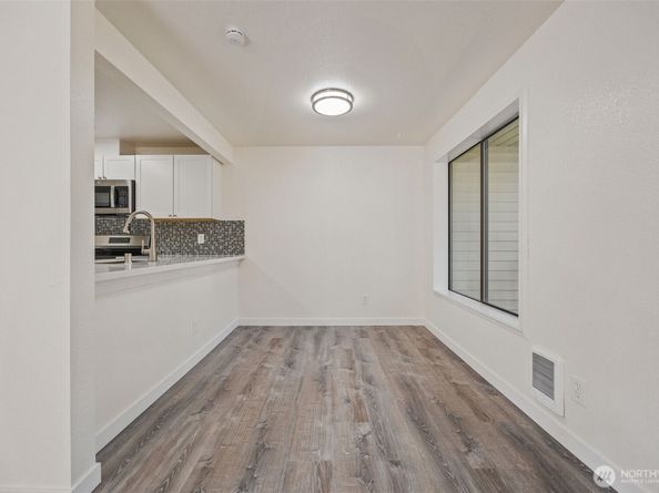 17509 118th Avenue SE C11, Renton WA 98058