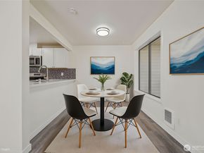 17509 118th Avenue SE C11, Renton WA 98058
