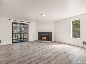 17509 118th Avenue SE C11, Renton WA 98058