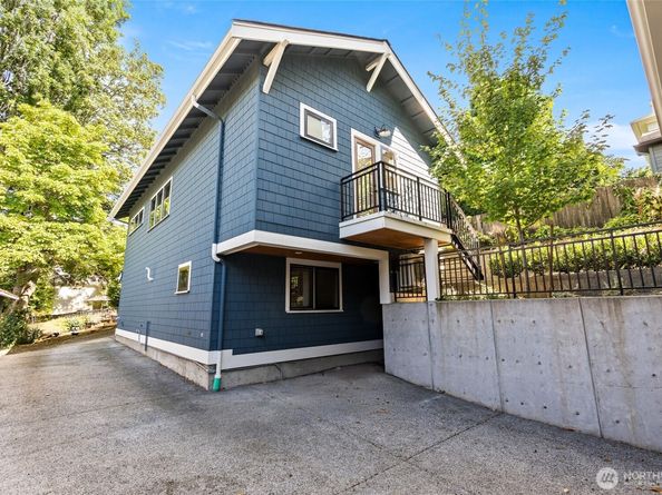 2708 1st Avenue W, Seattle WA 98119