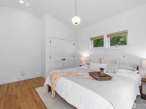 2708 1st Avenue W, Seattle WA 98119