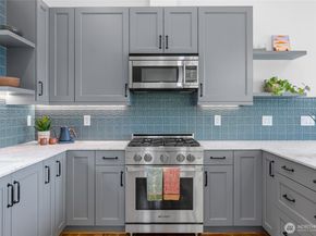 2708 1st Avenue W, Seattle WA 98119