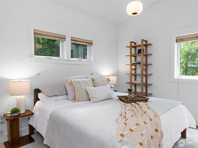 2708 1st Avenue W, Seattle WA 98119