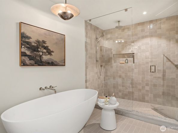 15413 11th Avenue SW, Burien WA 98166