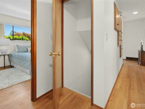 11988 Marine View Drive SW, Burien WA 98146