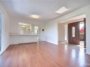 4451 141st Avenue SE, Bellevue WA 98006