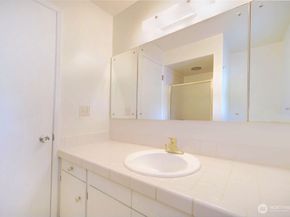 4451 141st Avenue SE, Bellevue WA 98006