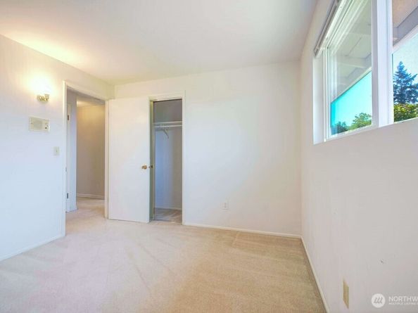 4451 141st Avenue SE, Bellevue WA 98006