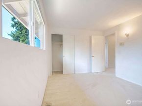 4451 141st Avenue SE, Bellevue WA 98006
