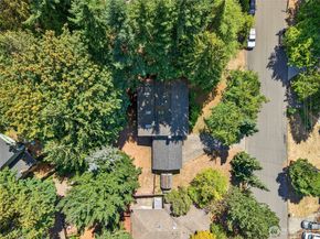10914 126th Avenue NE, Kirkland WA 98033