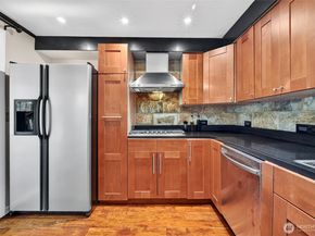 10914 126th Avenue NE, Kirkland WA 98033
