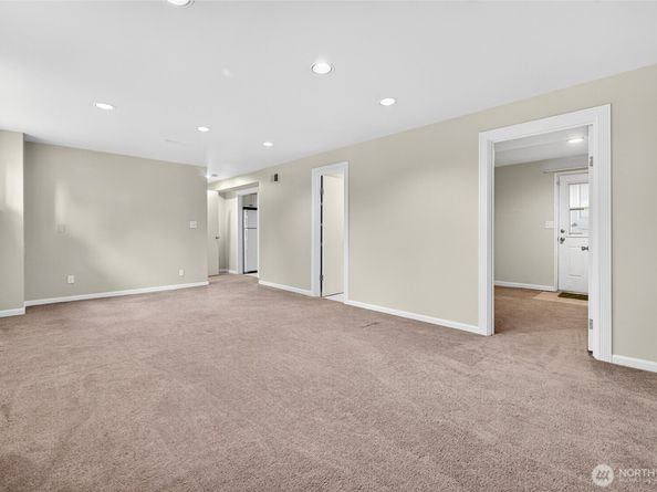 10914 126th Avenue NE, Kirkland WA 98033
