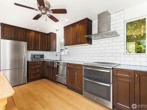 6501 21st Avenue NW, Seattle WA 98117