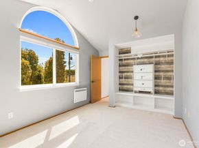 6501 21st Avenue NW, Seattle WA 98117