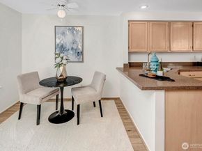 11512 NE 115th Court, Kirkland WA 98033