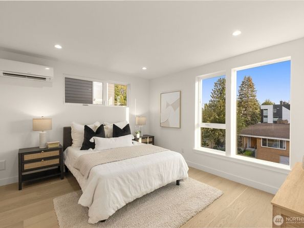 5204 Sand Point Way NE, Seattle WA 98105